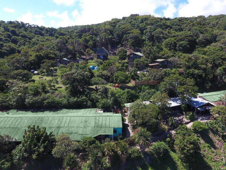 Amapondo Backpacker Lodge Port Saint Johnʼs Exterior foto